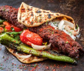 Aleppo Kebab مطعم في سكاربرو