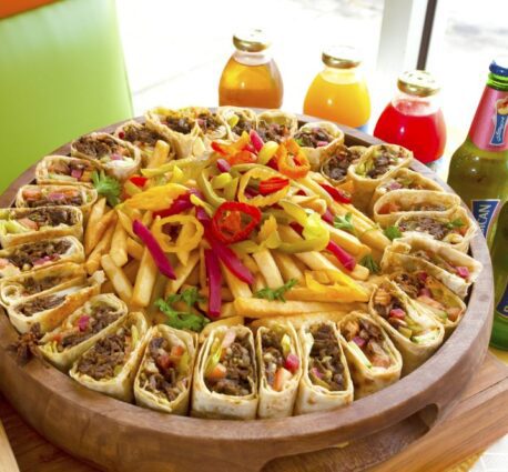 مطعم Zesty – Shawarma Saj Catering