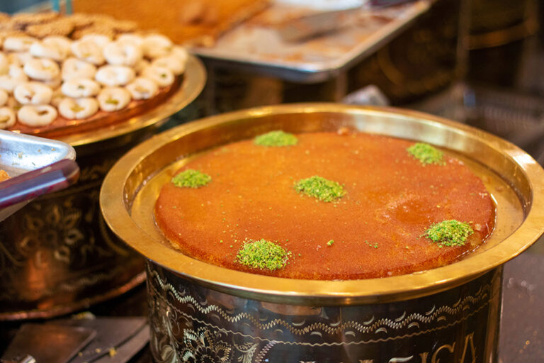 أفضل محلات حلويات العربية في ميسيساغا