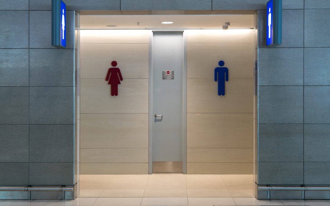 بيير بوالييفر يعارض تواجد النساء المتحولات في أماكن مخصصة للنساء