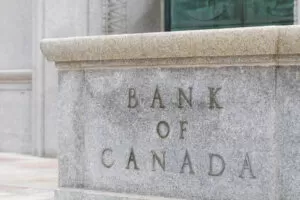 توقعات بخفض سعر الفائدة من بنك كندا الفدرالي في تموز