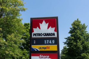 ارتفاع أسعار البنزين ليصل اللتر إلى 1.79$ في أونتاريو بسبب ضريبة الكربون